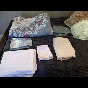 COMPLETE dorm bedding & closet organizer bundle
